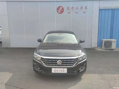 2019 Volkswagen Passat 330TSI Luxury Edition China VI, фото 2, лот 10443162
