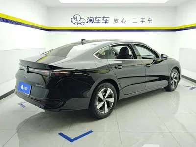 2024 Volkswagen Magotan 300TSI DSG Premium Edition (Eye-catching Package), фото 3, лот 10421512