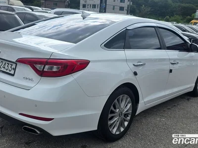 2015 Hyundai Sonata 2.0 Smart, фото 2, лот 10377928