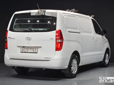 2017 Hyundai Starex 3-Seater VAN, фото 2, лот 10160893