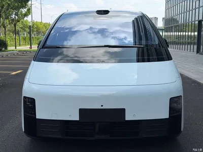 2025 Li Auto MEGA Ultra Smart Renewal Edition, фото 2, лот 10447314