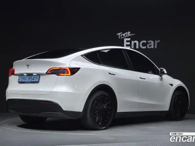 2022 Tesla Model Y Long Range AWD, фото 2, лот 11212011