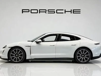 2020 Porsche Taycan, фото 3, лот 11547048