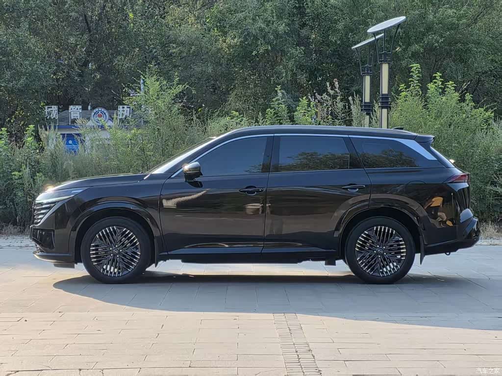 2024 Nissan Terra 380VC-TURBO AWD Intelligent Driving Edition 7-seater, фото 3, лот 11067140