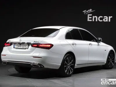 2021 Mercedes-Benz E-Class E300e 4MATIC Exclusive, фото 1, лот 10780606