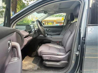 2026 Leapmotor C16 Model Year EV 630 LiDAR Premium Edition 6-Seater, фото 4, лот 10479194