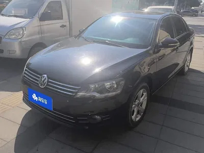 2013 Volkswagen Bora 1.6L Manual Comfort Model, фото 1, лот 11102347