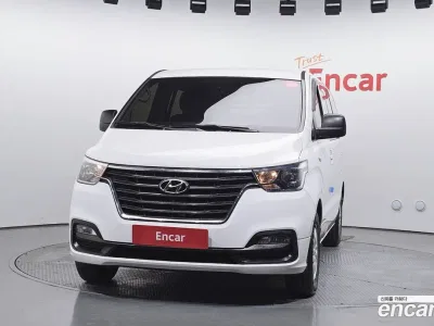 2021 Hyundai Starex Van 5-Seater, фото 2, лот 10192958
