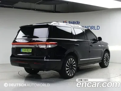 2023 Lincoln Navigator 3.5L Black Label, фото 2, лот 10034751