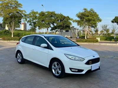 2015 Ford Focus Hatchback 1.6L Manual Comfort, фото 3, лот 10394961