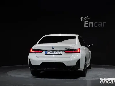 2025 BMW 3-Series 320i M Sport, фото 4, лот 10217448