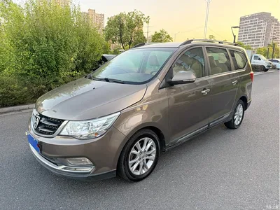 2016 Baojun 730 1.5T Manual Comfort 7-seater, фото 1, лот 11152047