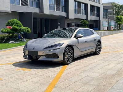 2026 Denza Z9GT Model Flash Charge Honor Edition, фото 1, лот 10347735