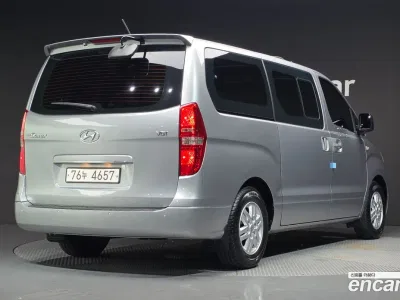 2017 Hyundai Starex 12-Seater Wagon, фото 1, лот 10191315