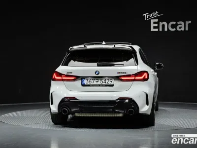2022 BMW 1-Series M135i xDrive, фото 4, лот 10106706