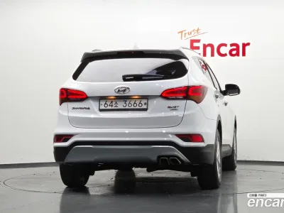 2017 Hyundai Santafe Diesel 2.0 4WD, фото 4, лот 10512803