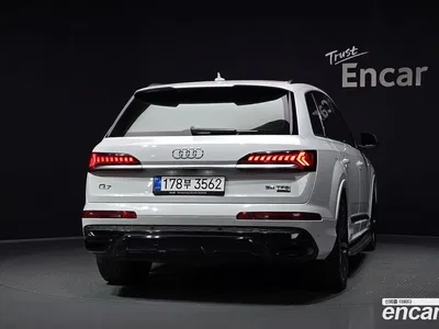 2021 Audi Q7 55 TFSI Quattro Premium, фото 4, лот 10182693