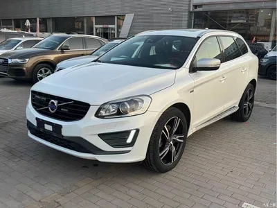 2017 Volvo XC60 T5 AWD Personality Sport Edition, фото 1, лот 10351602