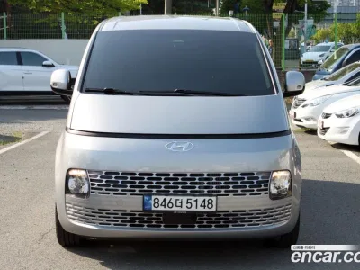 2023 Hyundai Staria Cargo 3-Seater, фото 2, лот 10110959