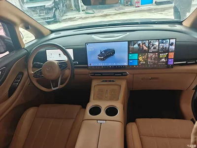 2025 Voyah Auto Voyah Dreamer PHEV AWD Excellent Kunpeng Edition, фото 3, лот 10889564