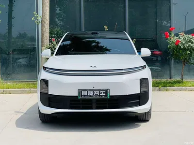 2025 Li Auto L6 Pro Smart Renewal Edition, фото 2, лот 10446374