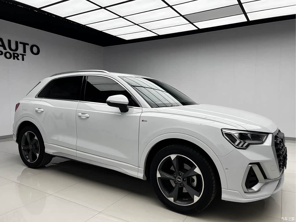 2022 Audi Q3 35 TFSI Fashion Dynamic, фото 3, лот 11215061