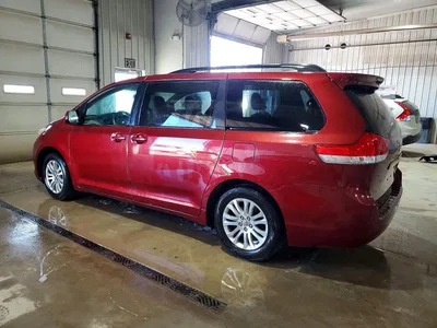 2012 TOYOTA SIENNA XLE 8-PASSENGER, фото 2, лот 10559825