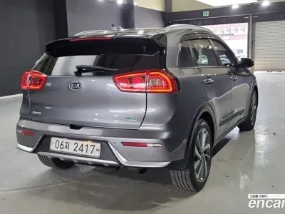 2018 Kia Niro Prestige, фото 1, лот 10077749