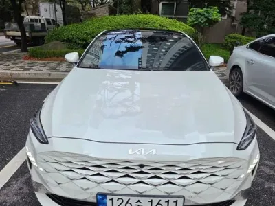 2023 Kia K8 Signature Special, фото 1, лот 10183359