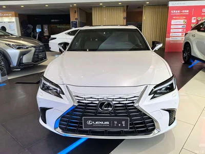2025 Lexus ES 300h Ultimate Edition, фото 2, лот 10311646