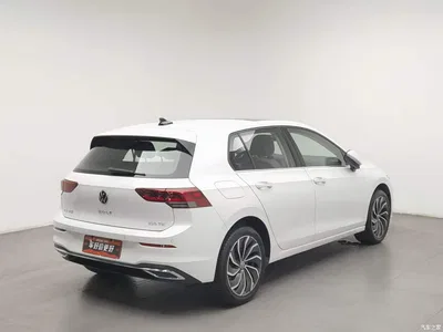 2021 Volkswagen Golf 200TSI DSG Pro, фото 2, лот 10826288