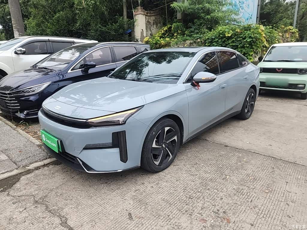 2023 Geely Galaxy Galaxy L6 Model 125km PLUS, фото 2, лот 10440957