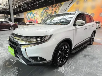 2019 Mitsubishi Outlander 2.4L 4WD Deluxe Edition 5-Seater China VI, фото 2, лот 10342784