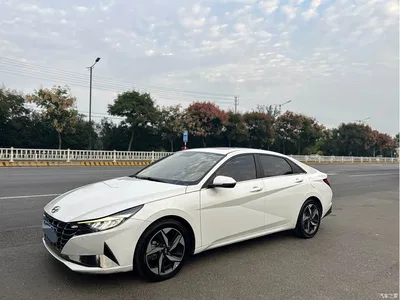 2022 Hyundai Elantra 1.5L CVT LUX Premium Edition, фото 1, лот 11111442