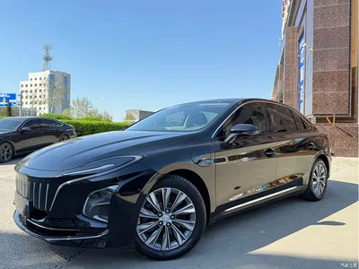 2024 Hongqi E-QM5 Model 450km Travel Edition, фото 1, лот 10304227