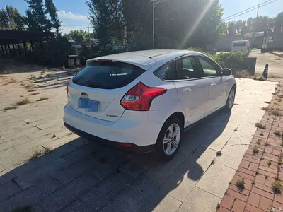 2012 Ford Focus Hatchback 1.6L Automatic Trend, фото 4, лот 10418120