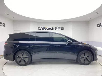 2025 Li Auto Li i8 Standard Edition, фото 4, лот 10830473