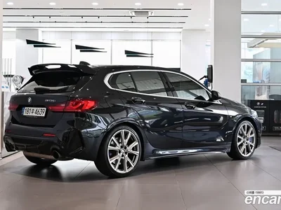 2022 BMW 1-Series M135i xDrive, фото 4, лот 10223365