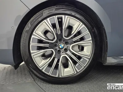 2023 BMW 7-Series 740i sDrive Design Pure Excellence, фото 4, лот 10055330