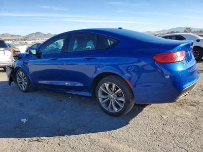 2015 CHRYSLER 200 S, фото 2, лот 10869260