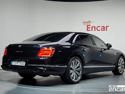 2022 Bentley Flying Spur 4.0, фото 2, лот 10117879
