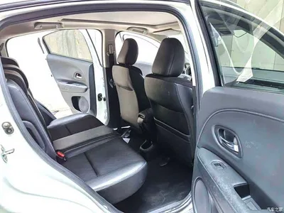 2019 Honda Vezel 1.5L CVT Luxury China V, фото 4, лот 10476719