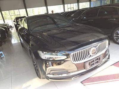 2022 Volvo S90 B5 Momentum Luxury Edition, фото 4, лот 10389389