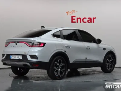 2026 Renault Arkana 1.6 E-TECH Iconic, фото 2, лот 10212635