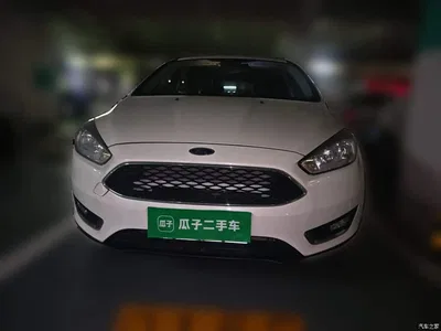 2015 Ford Focus Hatchback 1.6L Automatic Trend, фото 2, лот 11111049