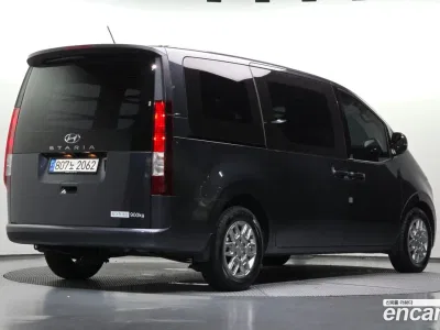 2023 Hyundai Staria Cargo 3-Seater, фото 2, лот 10226944