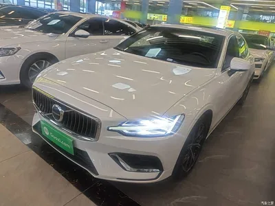 2023 Volvo S60 B4 Smart Comfort Luxury Edition, фото 2, лот 10955790