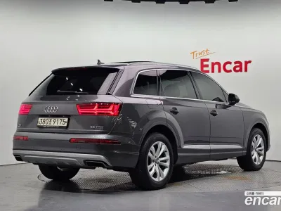 2019 Audi Q7 45 TFSI Quattro, фото 2, лот 10101105