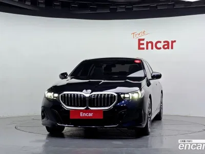 2025 BMW 5-Series 520i M Sport, фото 2, лот 10070850