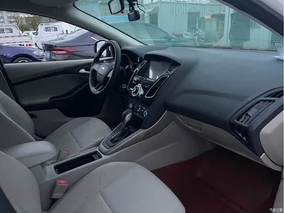 2015 Ford Focus Sedan 1.6L Automatic Comfort, фото 4, лот 10296941